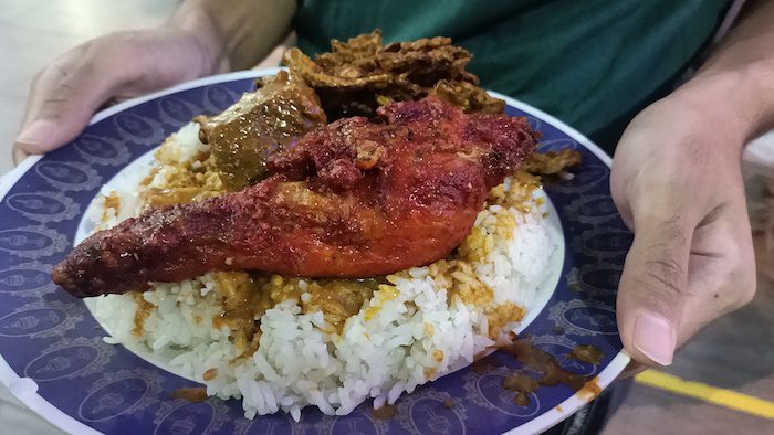 Sensasi Rempah Makanan Khas Negeri Jiran Malaysia, Apakah Ada Kemiripan Antara Nasi Kandar dan Nasi Padang?