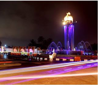 Tugu Mahkota dari Bunderan Binokasih yang berada di Sumedang Konon Katanya Sebuah Peninggalan dari Kerajaan Sunda`