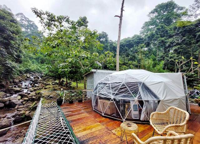 Turi Boba Luxury Glamping di Curug Cipamingkis/Sudut Wisata