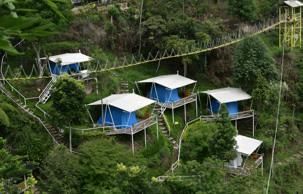 Tempat Wisata yang Cocok untuk Bersantai dengan Keluarga: Wisata Glamping Umbul Sidomukti Semarang, Informasi Lokasi dan Tips