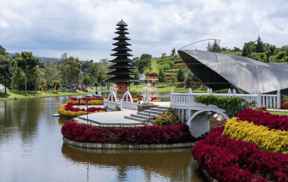 Taman Lembah Dewata Lembang Suguhkan Pesona yang Menawan: Info Lokasi, Rute, dan Tips