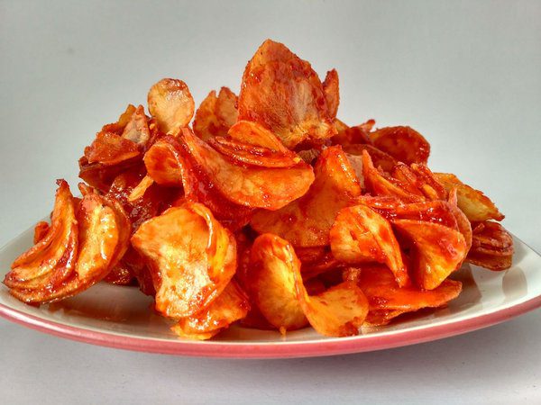 Cemilan Enak dan Cukup Gampang di Buat di Rumah,Ini Dia Resep Keripik Singkong Balado !