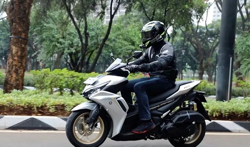 Tampil Garang! Inilah Keunggulan Motor Yamaha Aerox 155 Connected