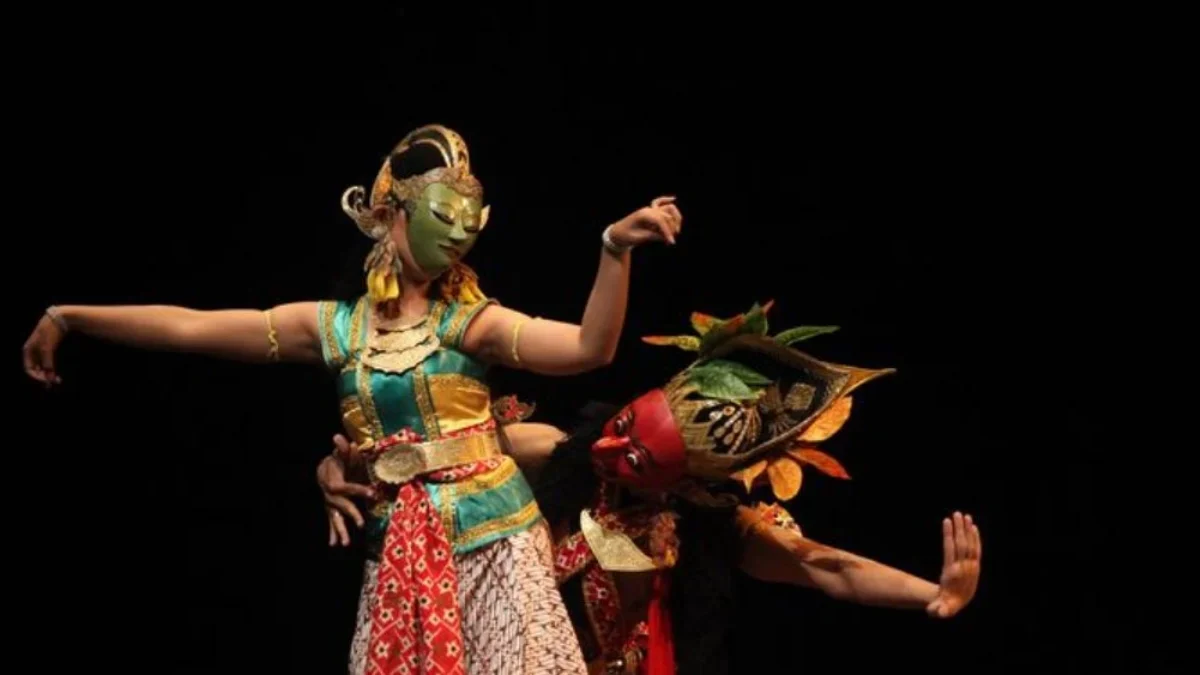 Festival Budaya Sarumban: Sajian Kesenian Akulturasi Budaya Cirebon, Tionghoa, dan Timur Tengah