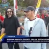 Ribuan Warga Padati Jalan Sudarsono