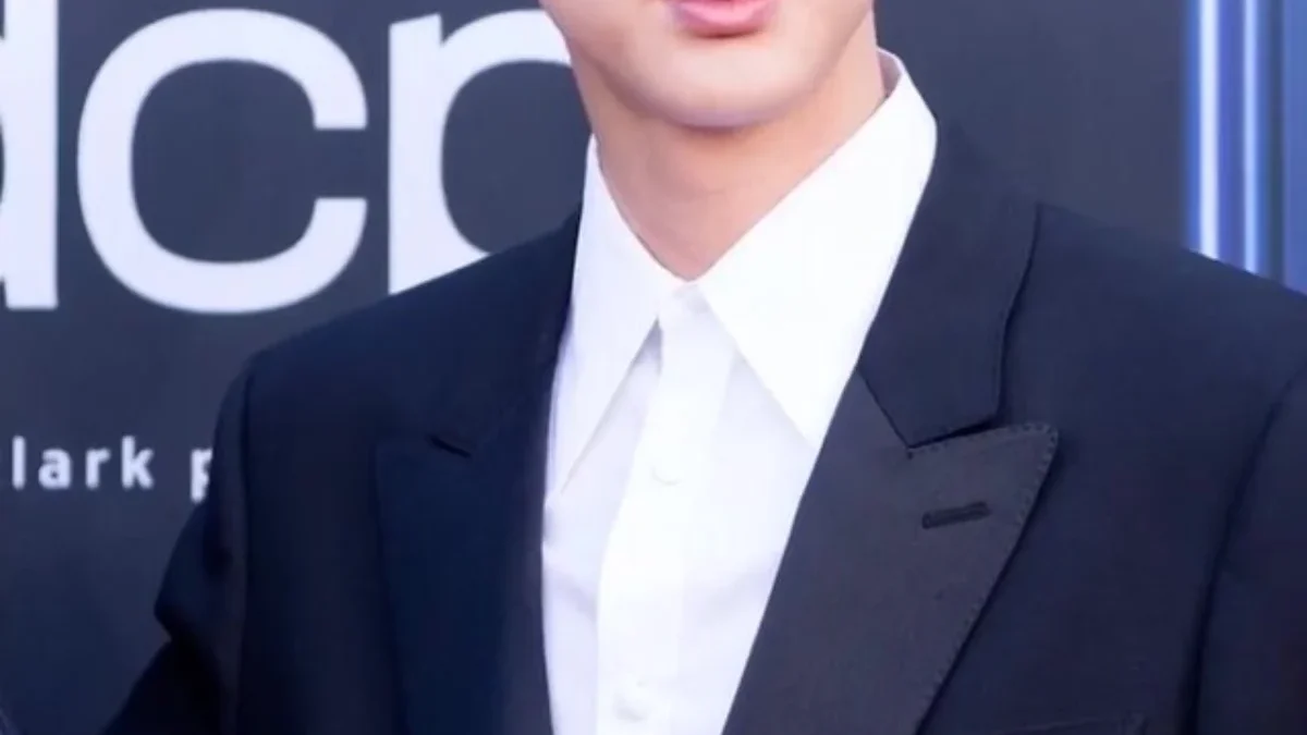 Kim Seokjin/Wikipedia