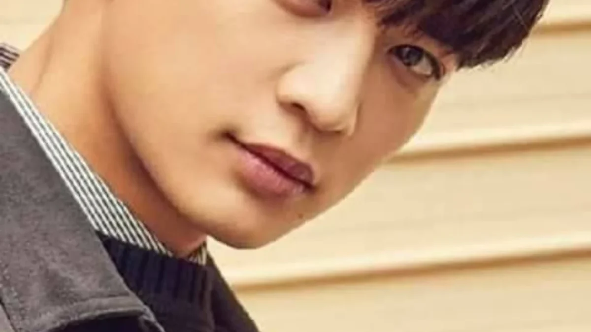 Choi Minho/Pin Page