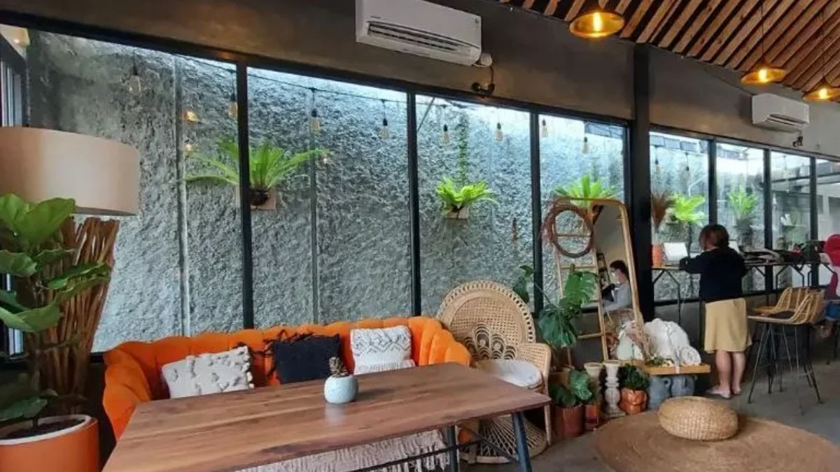 cafe di jakarta timur