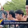 Puluhan Massa Kepung DPRD Majalengka