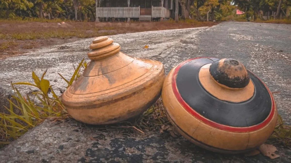 Permainan Tradisional Jawa Barat yang Dimainkan Oleh 2 Orang