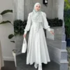 warna jilbab untuk gamis putih