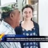 Turis Asal Cekoslowakia Pelajari Keunikan Batik Ciwaringin