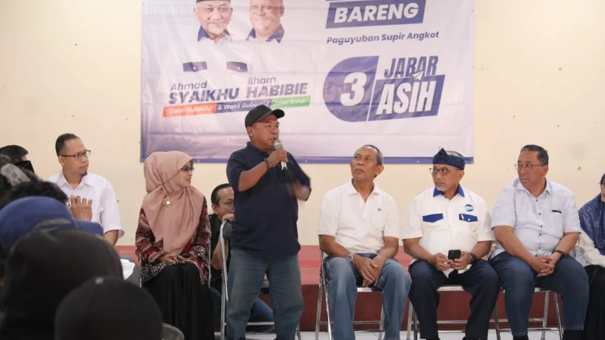 Foto: ngabubur bareng Ahmad Syaikhu dan Haru Suandharu