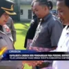 Kapolresta Cirebon Beri Penghargaan Pada Personil Berprestasi