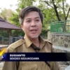 Kuwu Kedungdawa Bangun Kolam Renang Wisata Taman Sigunder