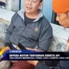 Sepeda Motor Tertabrak Kereta Api