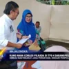 Kang Nana Coblos Pilkada Di TPS 4 Sarangpeuteuy