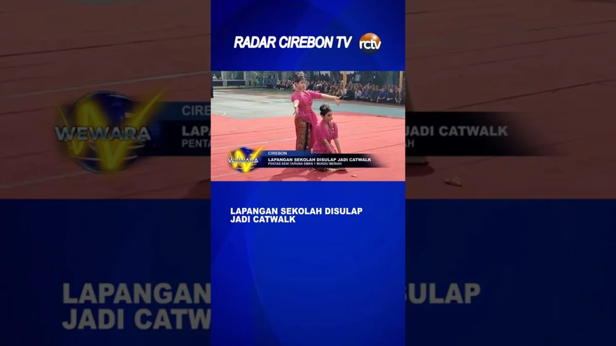 Lapangan Sekolah Disulap Jadi Catwalk