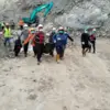 Evakuasi Korban Gunung Kuda