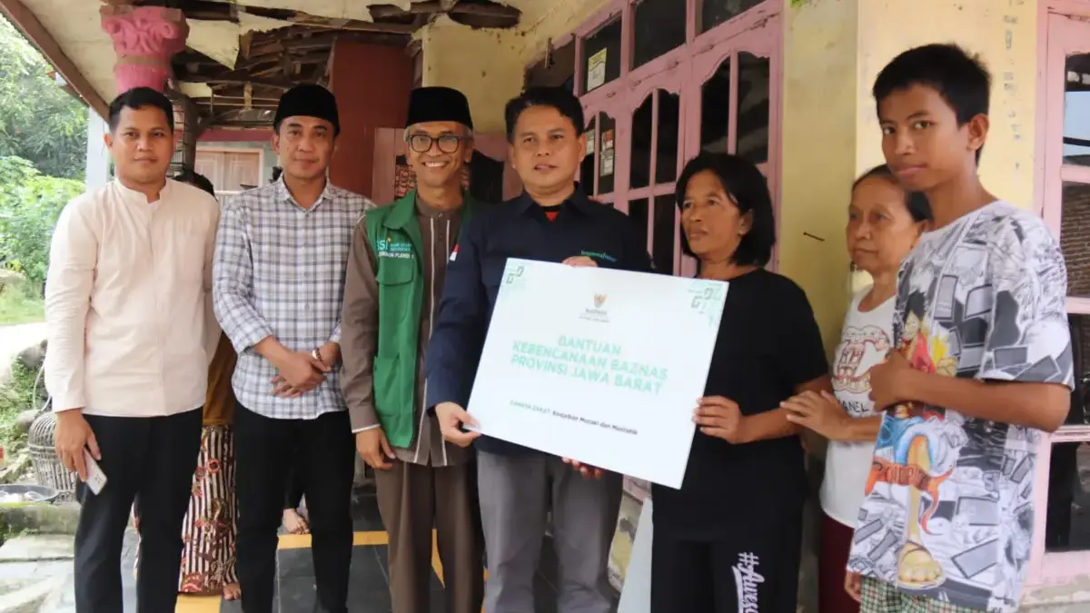 Bantuan Korban Longsor Gunung Kuda