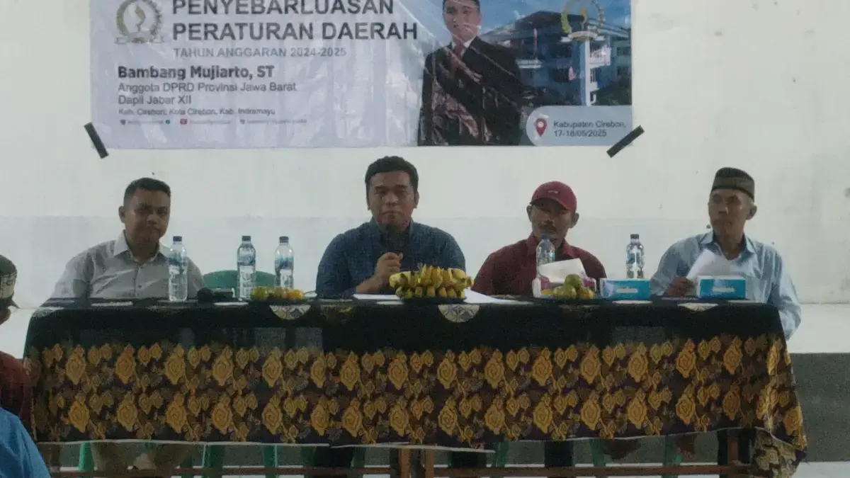 Bambang Saat Sosislisasi di Cirebon