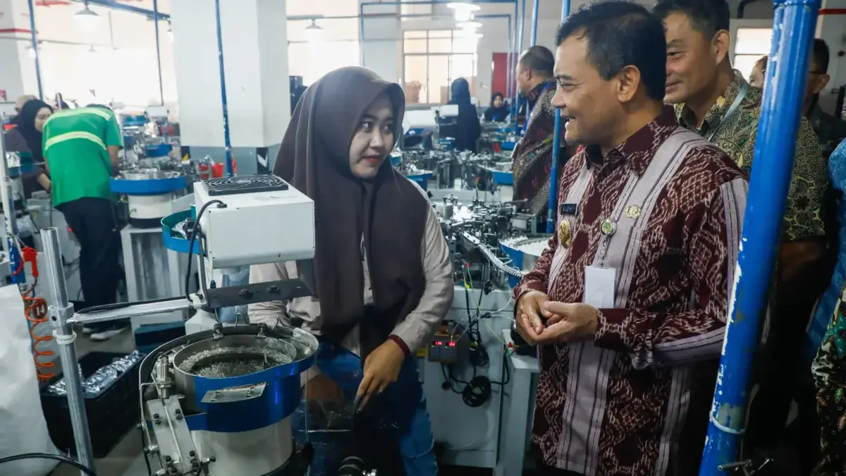 Gubernur Jateng Luthfi