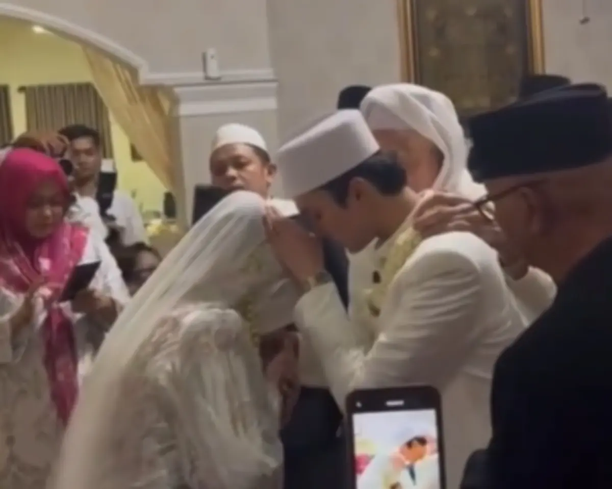 Gus Azmi Resmi Menikah dengan Khansa, Momen Haru Warnai Akad Nikah ...