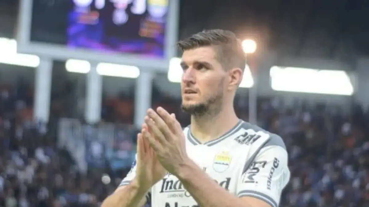 nick kuipers berapa tahun di persib