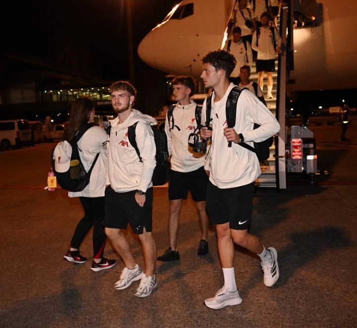 Skuad Liverpool mendarat di Jepang untuk tur pramusim berikutnya