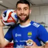 Frans Putros Resmi Gabung Persib, Persaingan Lini Belakang Kian Sengit