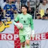 Tom Heaton melakukan beberapa penyelamatan terbaik di babak kedua pada Laga Manchester United dan Leeds United