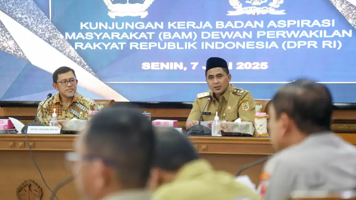 Wakil Gubernur Jateng, Taj Yasin memastikan semua SMA dan SMK di Jateng Gratis