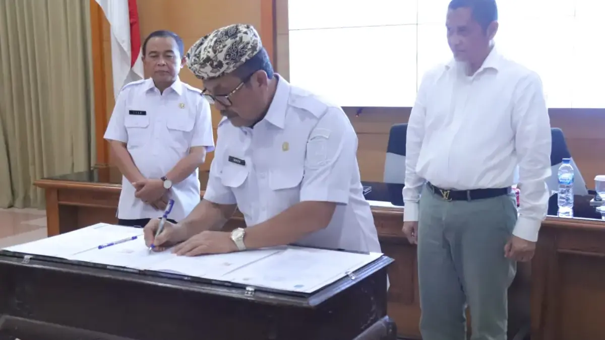 Bupati Imron siap olah Sampah jadi Listrik