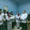 Bayi Triplet usai melakukan kontrol rutin di RSUD Waled