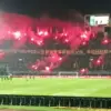 Stadion GBT penuh Flare
