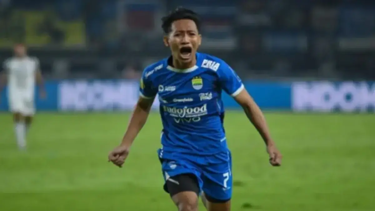 Persib Bandung Siap Tampil Perdana di ISL dan ACL 2 Musim 2025/2026 - Beckham Putra Dukung Timnas U23