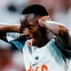 Sarr pencetak gol ke gawang Arsenal