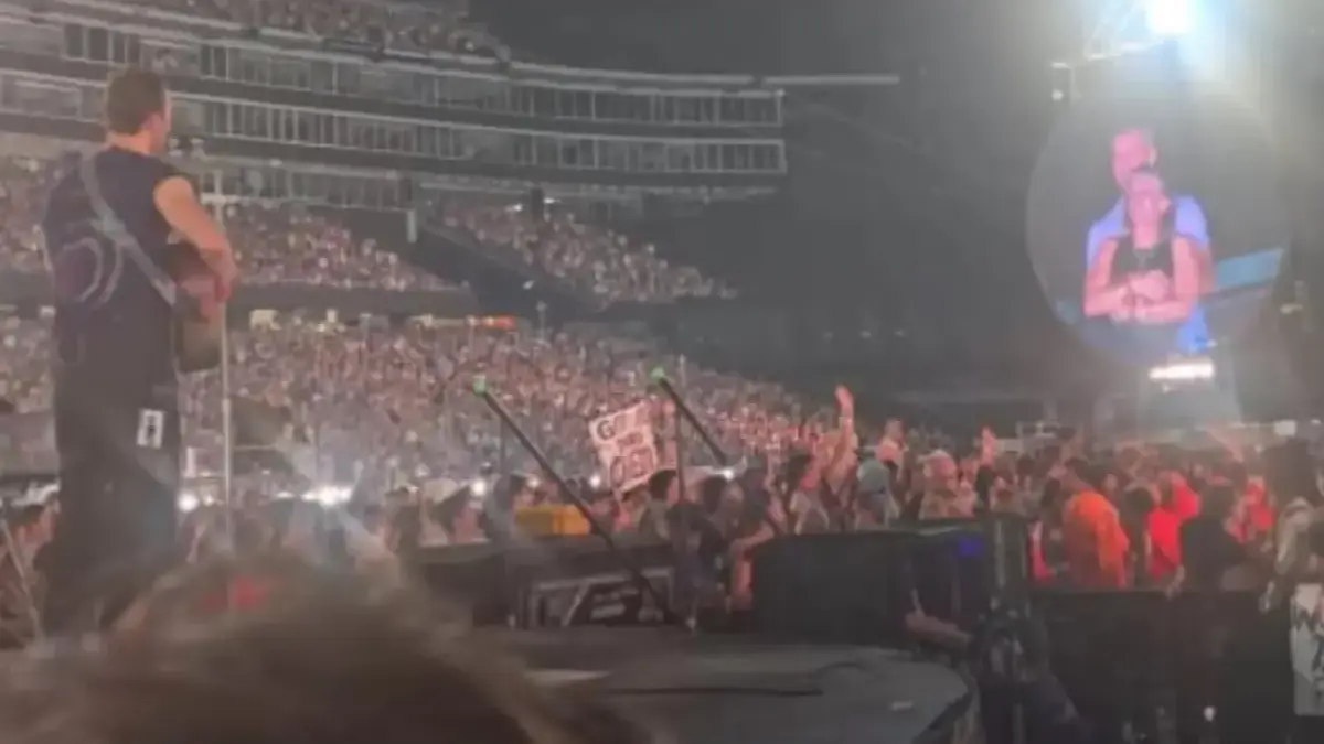 Konser Coldplay membuka kasus perselingkuhan penonton