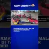 Menikmati Suasana Malam Hari Di Taman Parkir Sumber