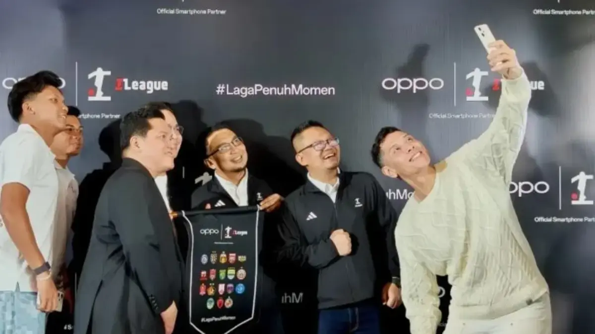 OPPO Jadi Sponsor Resmi Smartphone BRI Liga 1 2025-2027, Dukung Penuh Sepak Bola Indonesia