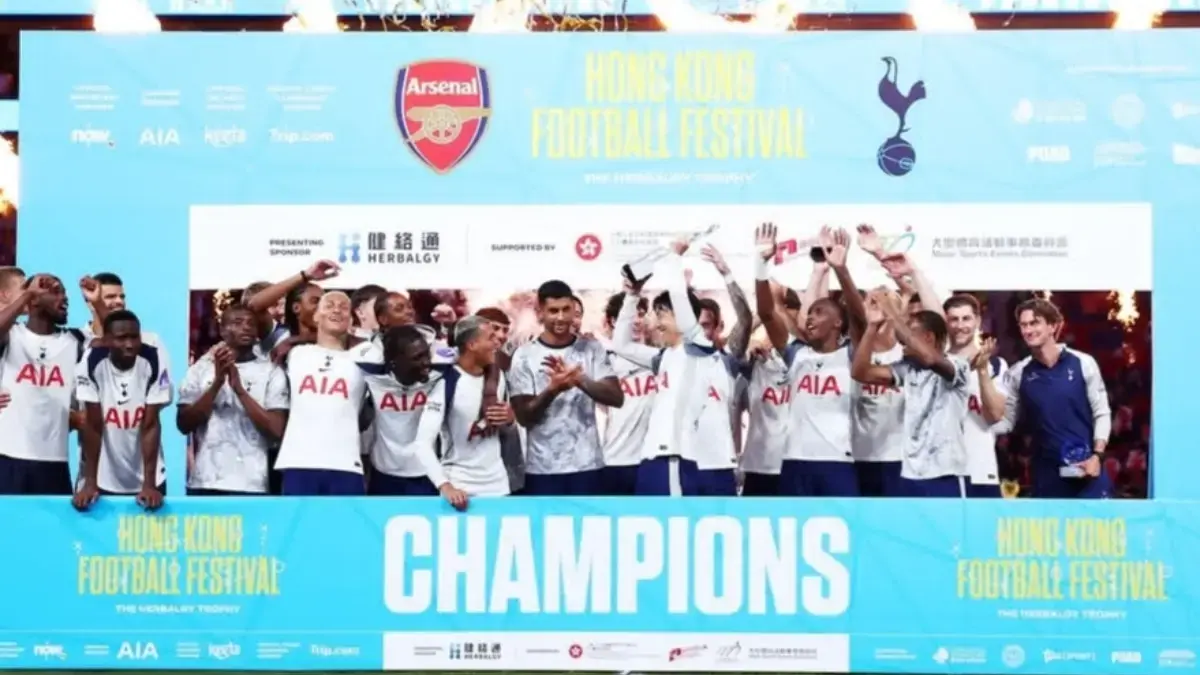 Tottenham saat mengalahkan Arsenal