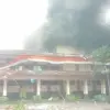 Gedung DPRD terbakar