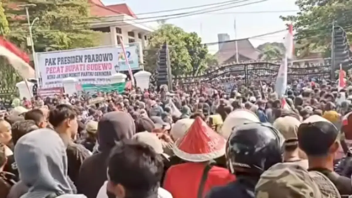 Demo di Pati Ricuh