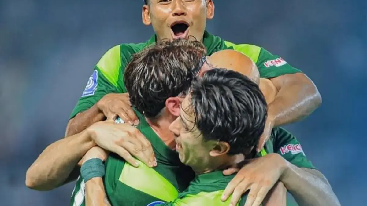 Persebaya vs Bali United