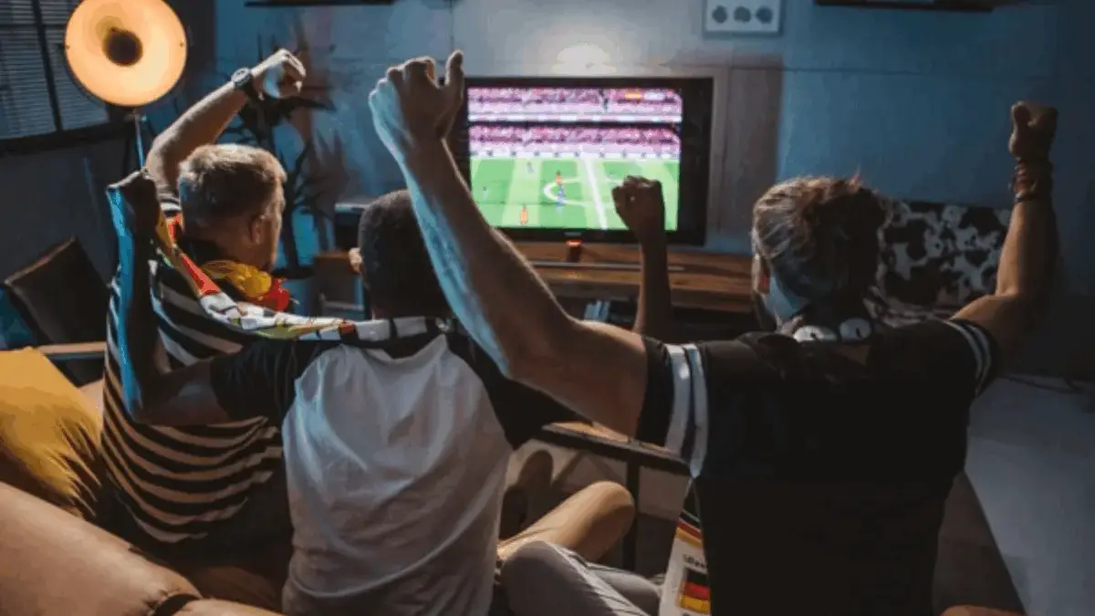 Nonton Sepak Bola