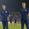 Gerald Vanenburg dan Asisten