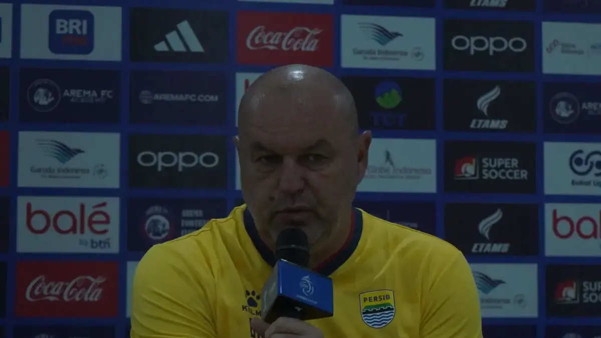 Pelatih Persib Bandung