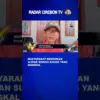 Masyarakat Bersihkan Aliran Sungai Agung Yang Dangkal