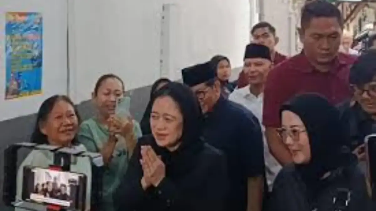 puan maharani mendatangi rumah keluarga affan kurniawan. Foto:htangkapan layar depan radarcirebon.tv