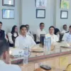 Kunjungan Kaesang ke Radar Cirebon